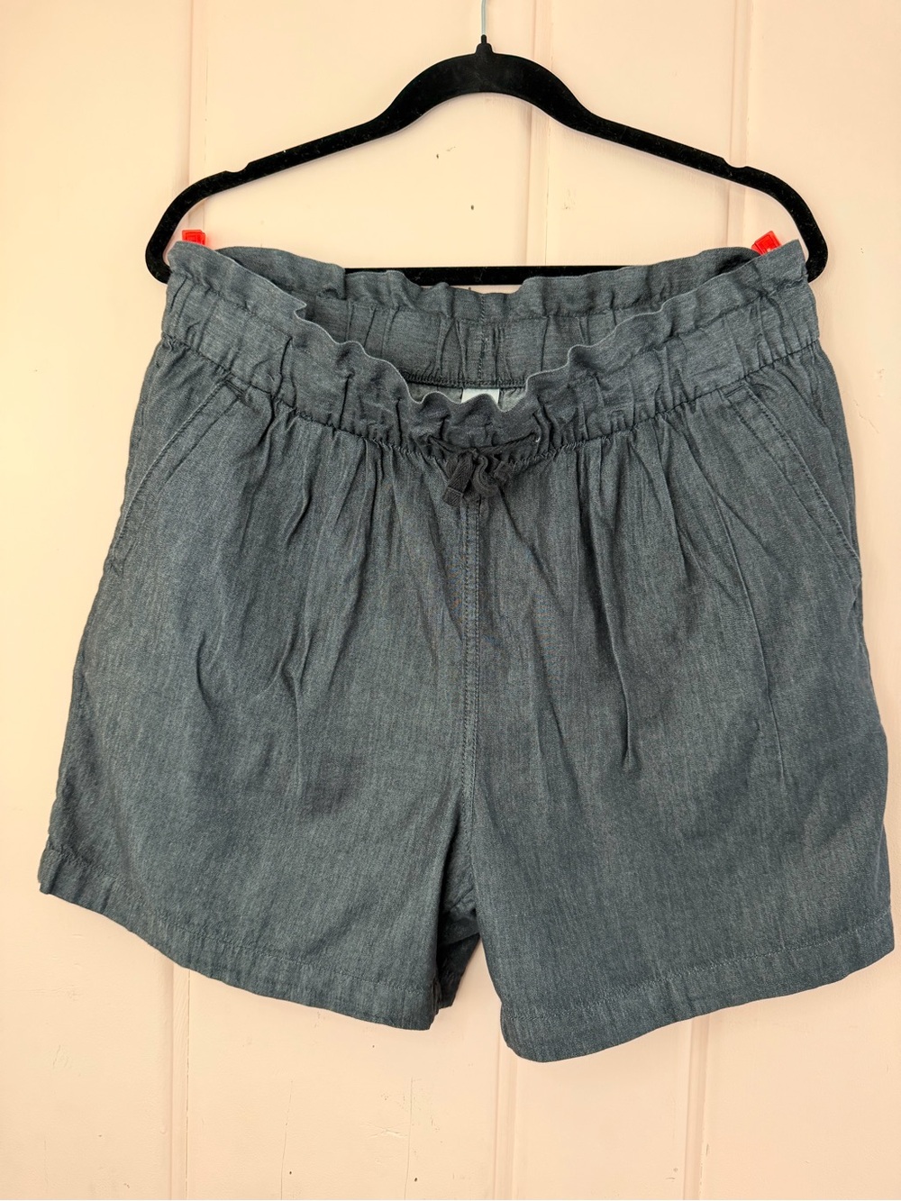 Magellan Women's Pull-On Shorts in Denim Blue SzLarge